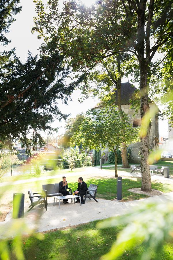 ホテル Les Jardins Du Mess ヴェルダン・シュル・ムーズ エクステリア 写真